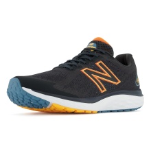 New Balance Laufschuhe Fresh Foam 680v7 (Dämpfung) schwarz/orange Herren